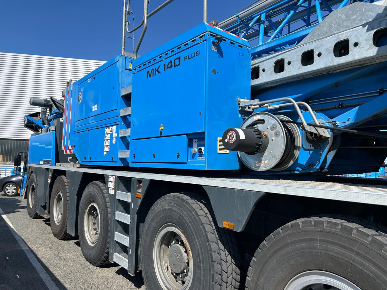 LIEBHERR MK 140 Plus - Guindaste móvel: foto 4 LIEBHERR MK 140 Plus - Guindaste móvel: foto 4
