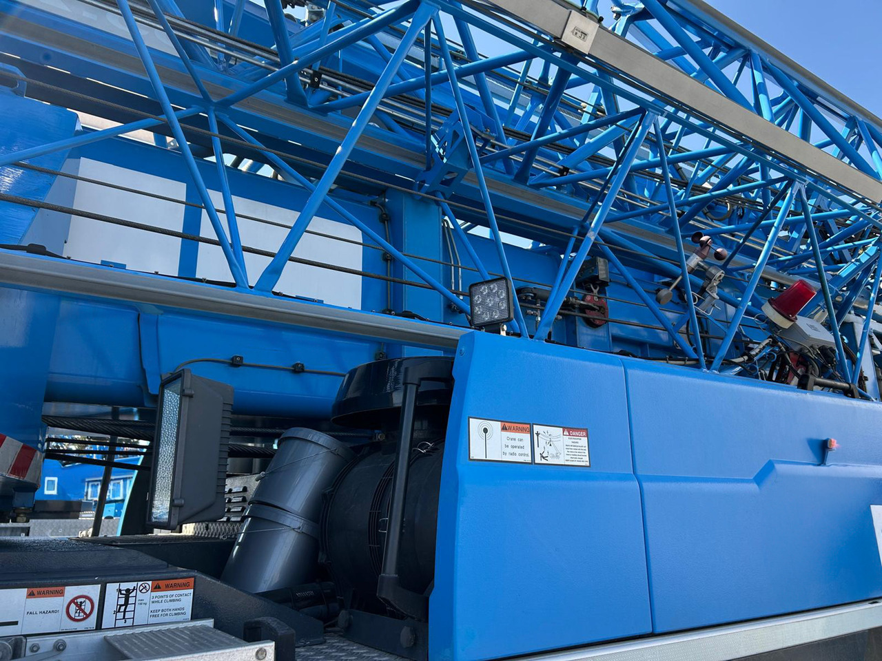 Guindaste móvel LIEBHERR MK 140 Plus: foto 9 Guindaste móvel LIEBHERR MK 140 Plus: foto 9