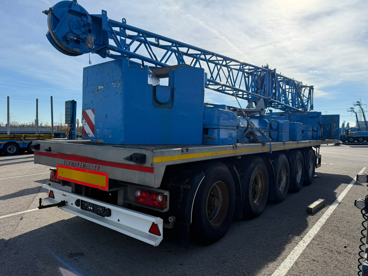 Schwarzmüller 5 Achser - Semi-reboque plataforma/ Caixa aberta: foto 1 Schwarzmüller 5 Achser - Semi-reboque plataforma/ Caixa aberta: foto 1