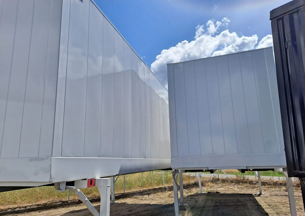 Inny KONTENER płaski 7,45 - Carroçaria para furgões: foto 1 Inny KONTENER płaski 7,45 - Carroçaria para furgões: foto 1