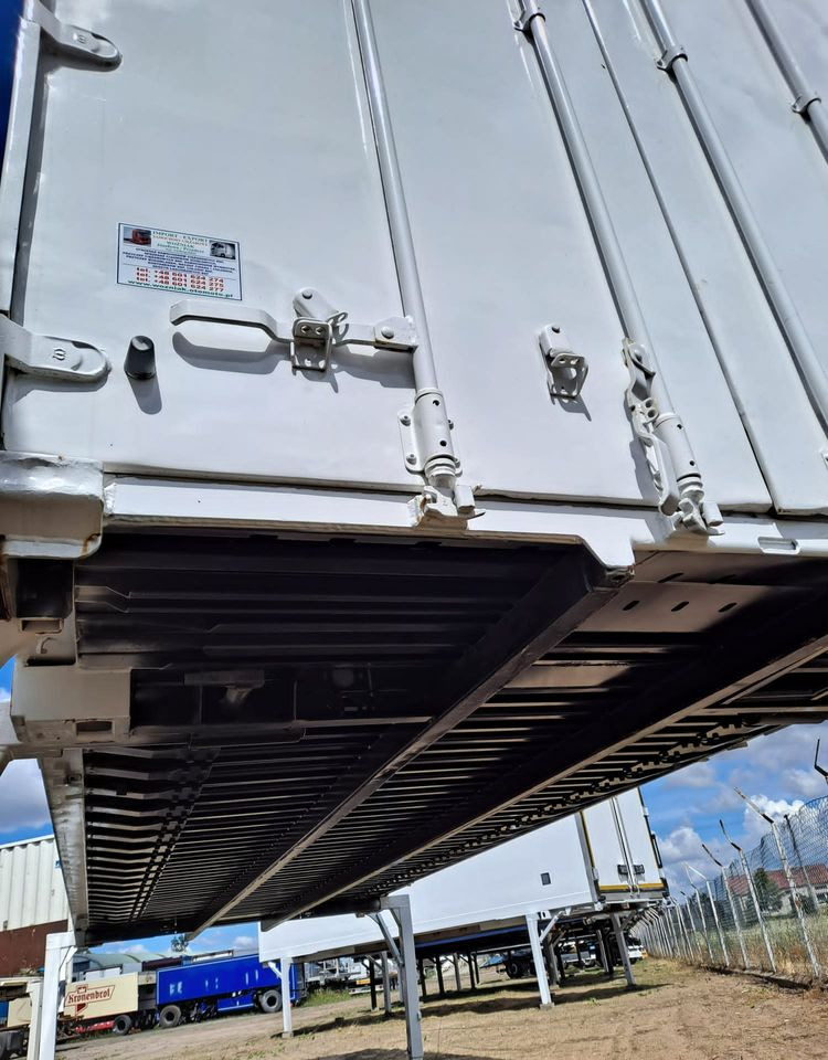 Inny KONTENER płaski 7,45 - Carroçaria para furgões: foto 4 Inny KONTENER płaski 7,45 - Carroçaria para furgões: foto 4