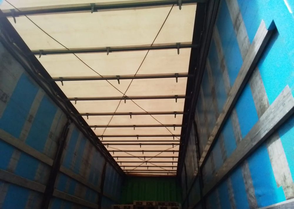 Krone Przyczepa 3 osie Firanka - Reboque de lona: foto 2 Krone Przyczepa 3 osie Firanka - Reboque de lona: foto 2