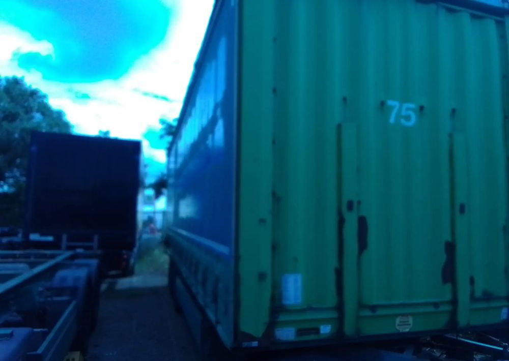 Krone Przyczepa 3 osie Firanka - Reboque de lona: foto 4 Krone Przyczepa 3 osie Firanka - Reboque de lona: foto 4