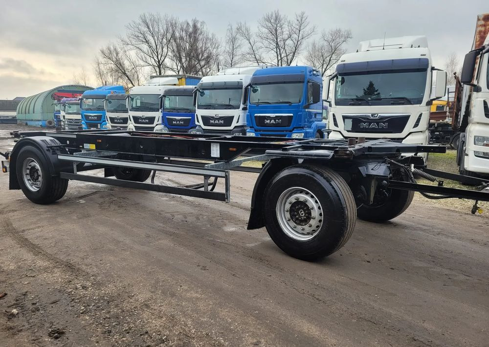 Krone Przyczepa BDF - Reboque transportador de contêineres/ Caixa móvel: foto 1 Krone Przyczepa BDF - Reboque transportador de contêineres/ Caixa móvel: foto 1