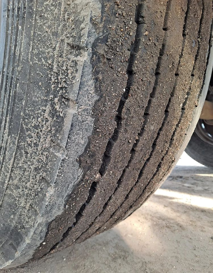 Krone Przyczepa KRONE Budowlanka - Reboque plataforma/ Caixa aberta: foto 4 Krone Przyczepa KRONE Budowlanka - Reboque plataforma/ Caixa aberta: foto 4