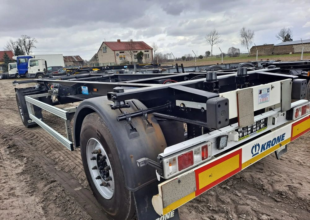 Krone Przyczepa Krone BDF 2017 rok - Reboque transportador de contêineres/ Caixa móvel: foto 4 Krone Przyczepa Krone BDF 2017 rok - Reboque transportador de contêineres/ Caixa móvel: foto 4