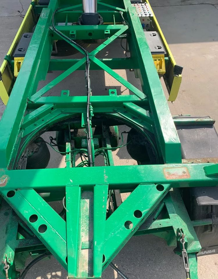 Krone Przyczepa skrzynia ładunkowa wywrot trojstronny - Reboque basculante agrícola: foto 5 Krone Przyczepa skrzynia ładunkowa wywrot trojstronny - Reboque basculante agrícola: foto 5