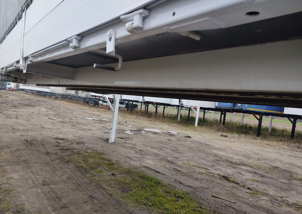 Krone Zabudow BDF Krone 7,45m 18 palet - Toldo carroçaria: foto 5 Krone Zabudow BDF Krone 7,45m 18 palet - Toldo carroçaria: foto 5