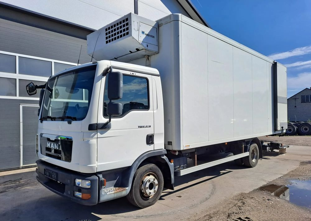 MAN TGL 12.220 Chłodnia agregat WKD-II SR - Caminhão frigorífico: foto 2 MAN TGL 12.220 Chłodnia agregat WKD-II SR - Caminhão frigorífico: foto 2