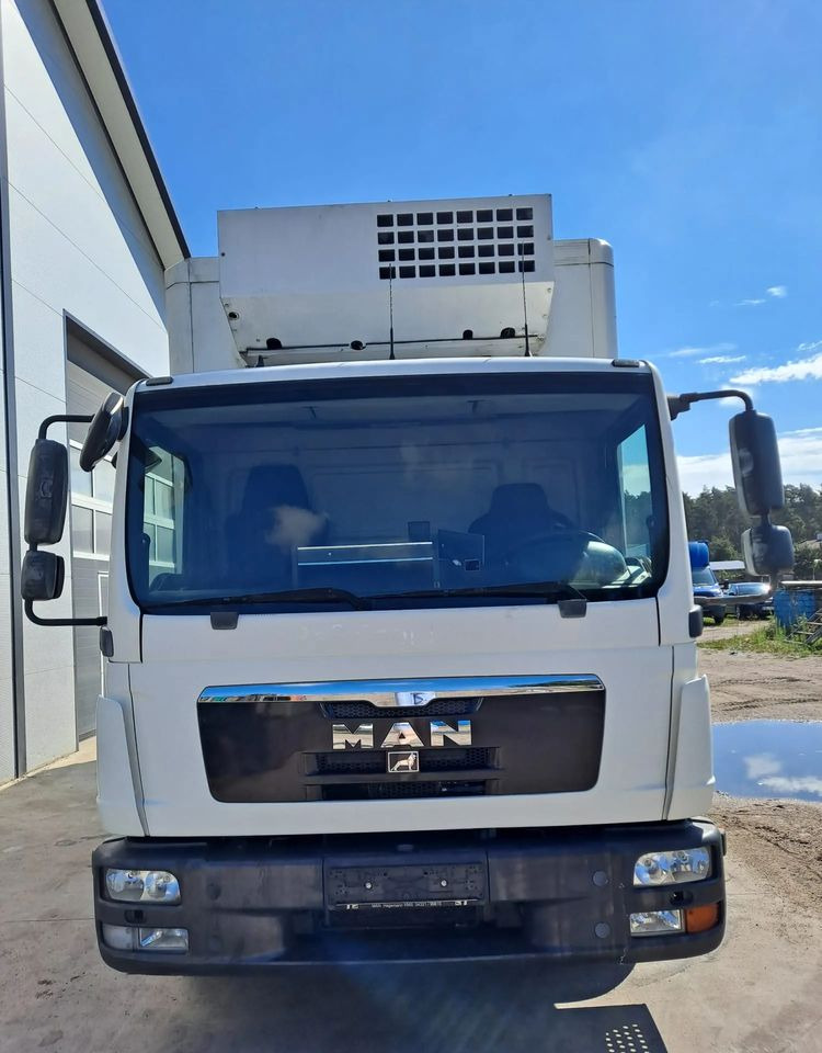 MAN TGL 12.220 Chłodnia agregat WKD-II SR - Caminhão frigorífico: foto 4 MAN TGL 12.220 Chłodnia agregat WKD-II SR - Caminhão frigorífico: foto 4