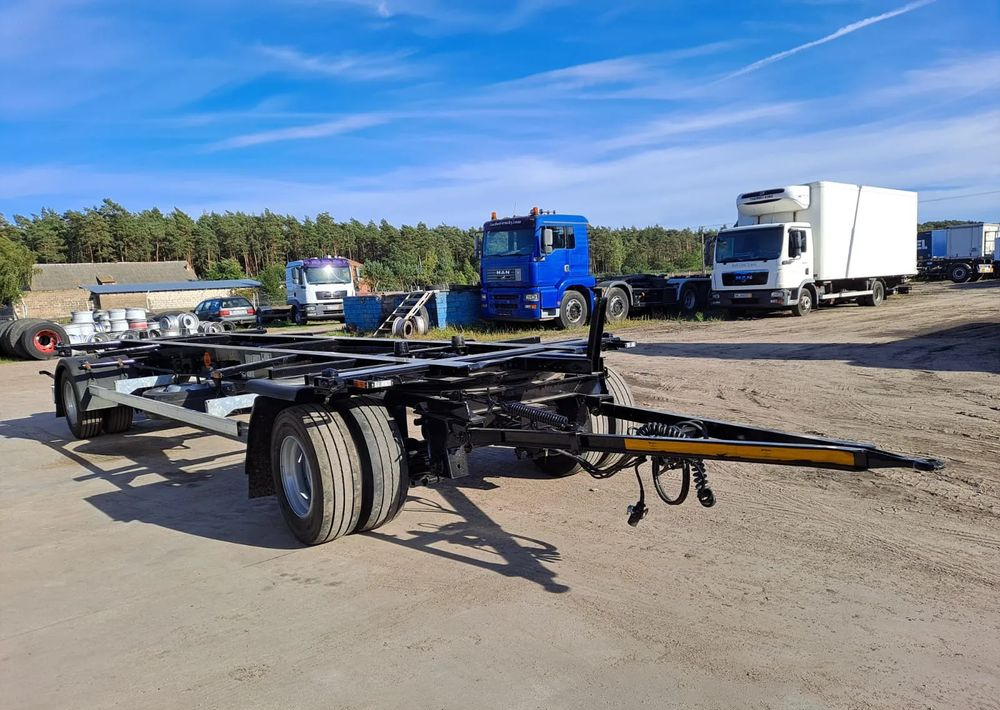 Krone Przyczepa Krone BDF 2017r - Máquina de outro: foto 1 Krone Przyczepa Krone BDF 2017r - Máquina de outro: foto 1