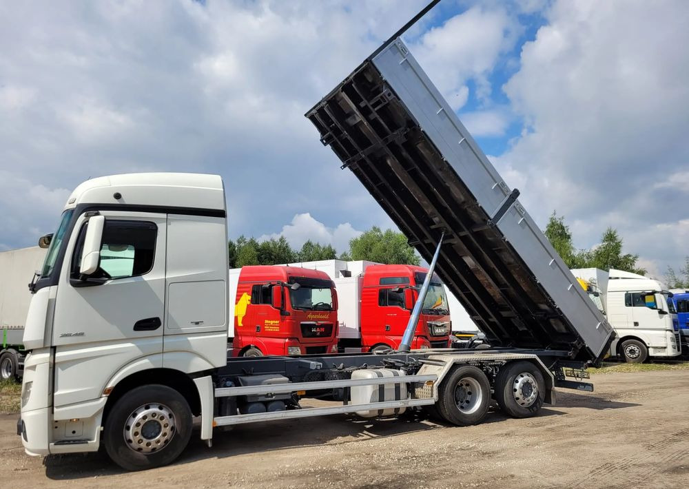 Mercedes-Benz Actros 2648 wywrotka faktura Vat - Caminhão basculante: foto 1 Mercedes-Benz Actros 2648 wywrotka faktura Vat - Caminhão basculante: foto 1