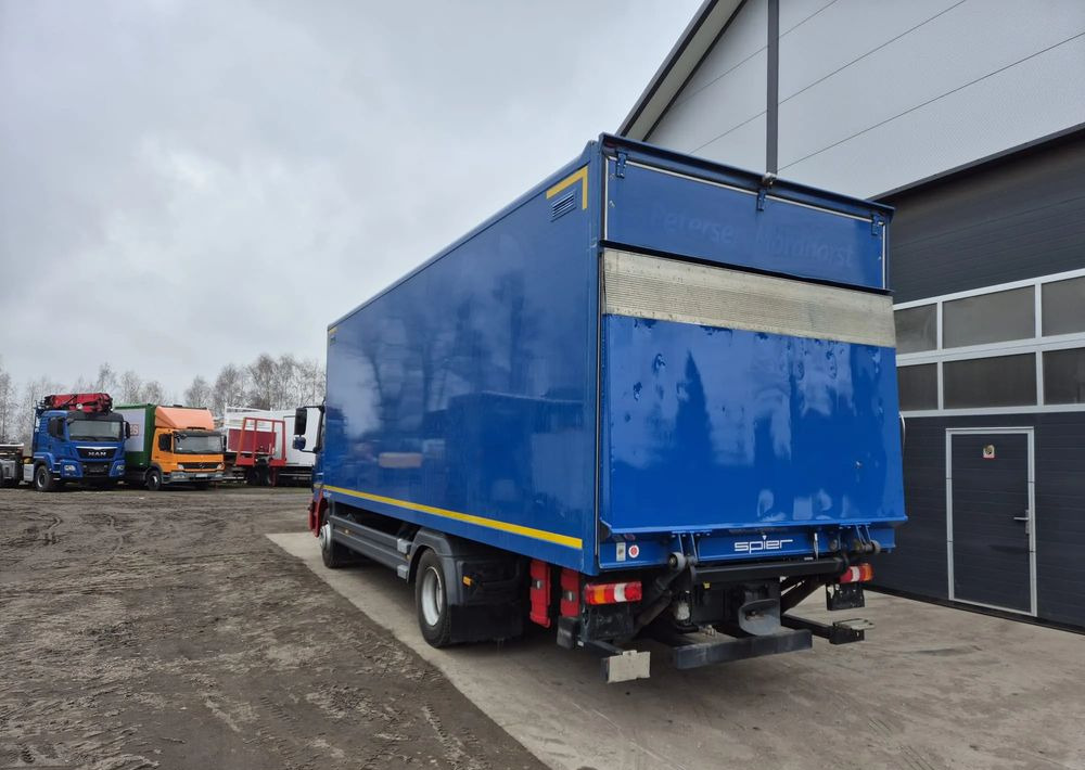 Mercedes-Benz Atego 1330 Euro 6 - Caminhão furgão: foto 4 Mercedes-Benz Atego 1330 Euro 6 - Caminhão furgão: foto 4