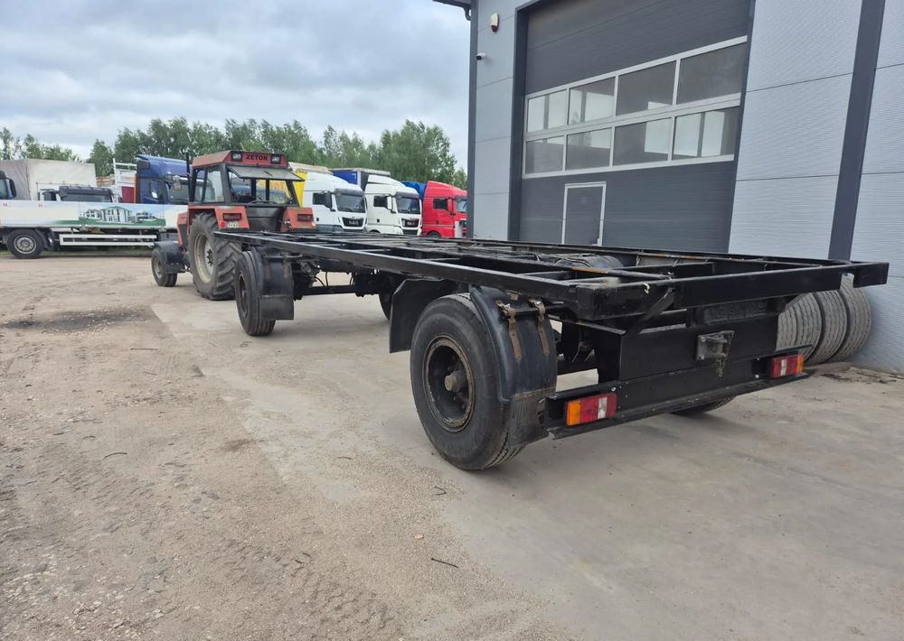 Schmitz Cargobull Przyczepa Krone na resorze - Reboque chassi: foto 2 Schmitz Cargobull Przyczepa Krone na resorze - Reboque chassi: foto 2