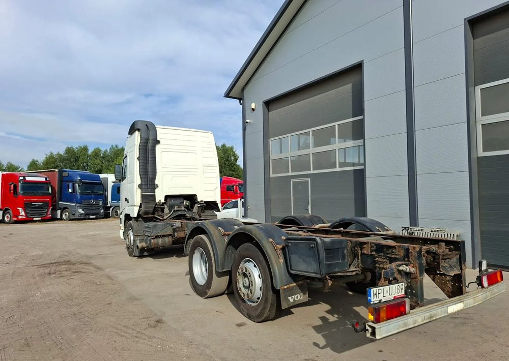 Volvo FH 420 6x2 - Caminhão chassi: foto 5 Volvo FH 420 6x2 - Caminhão chassi: foto 5