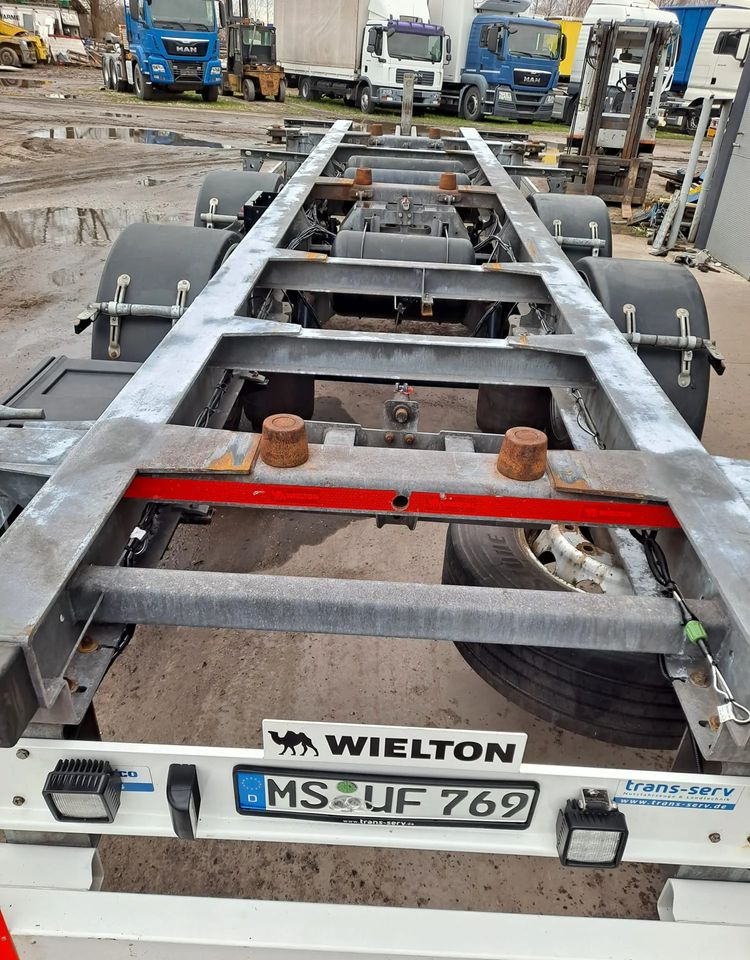 Reboque transportador de contêineres/ Caixa móvel Wielton Przyczepa tandem: foto 10