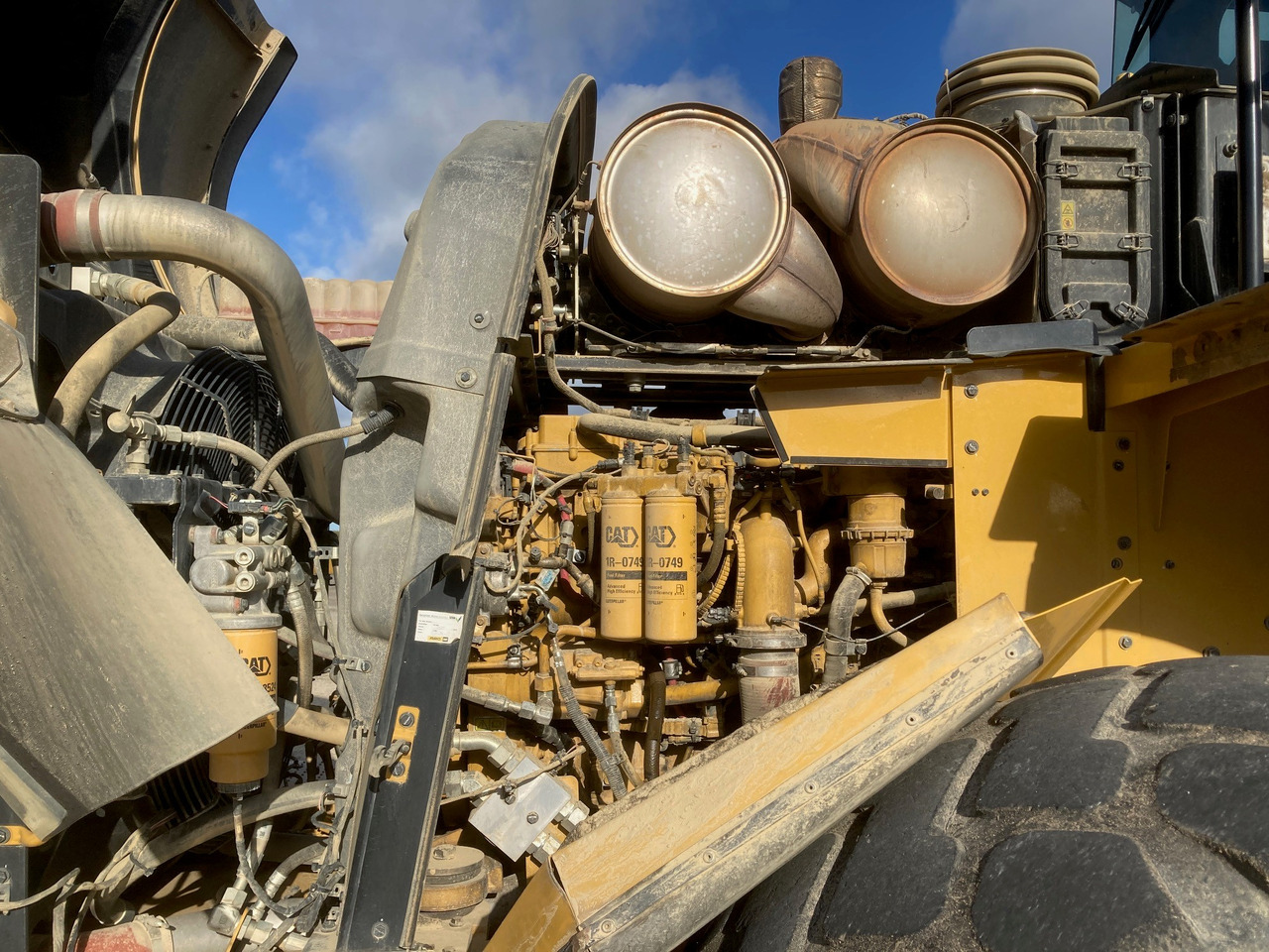 Carregadeira de rodas CATERPILLAR 980M: foto 9