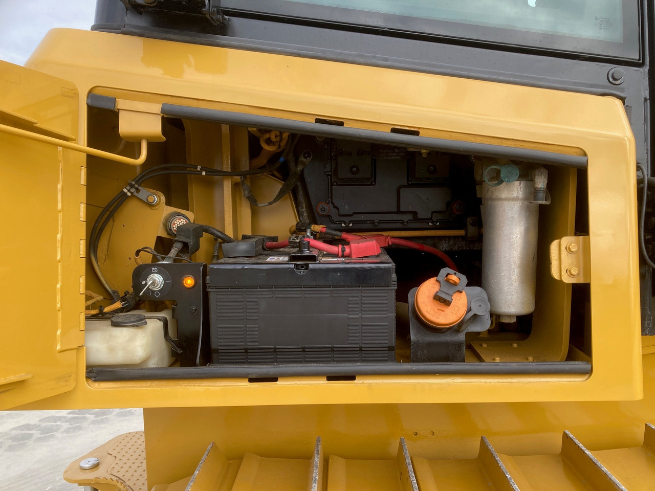 Buldôzer CATERPILLAR D6K2 LGP: foto 10