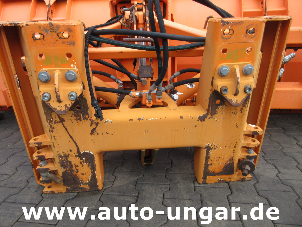 Beilhack PV30-4 Schneepflug LKW - Unimog 360cm Schneeschild Winterdienst - Veículo limpa-neves: foto 4 Beilhack PV30-4 Schneepflug LKW - Unimog 360cm Schneeschild Winterdienst - Veículo limpa-neves: foto 4