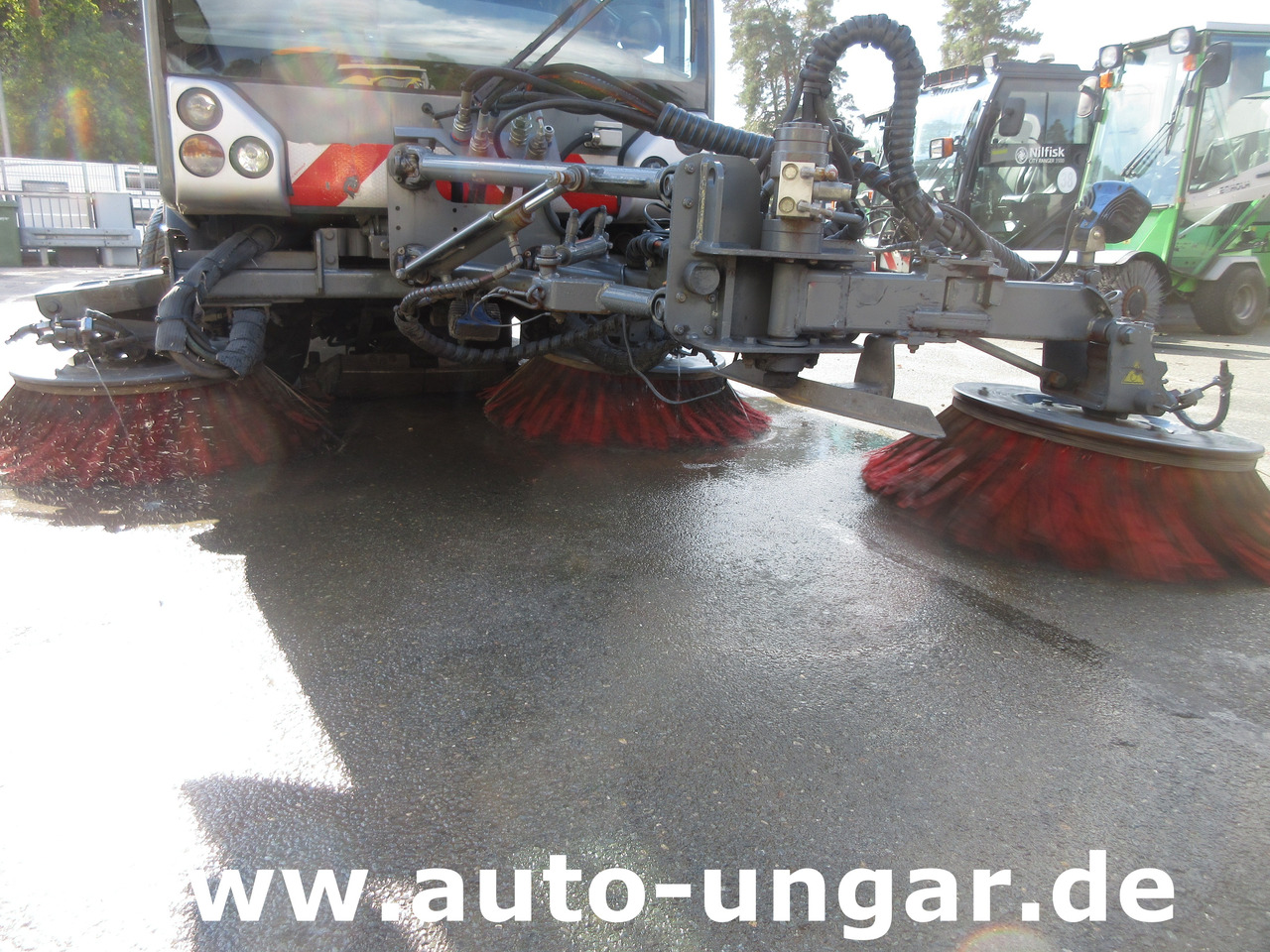 Boschung S3 Kehrmaschine urban sweeper Wildkrautbesen Allradlenkung - Varredora urbana: foto 5 Boschung S3 Kehrmaschine urban sweeper Wildkrautbesen Allradlenkung - Varredora urbana: foto 5