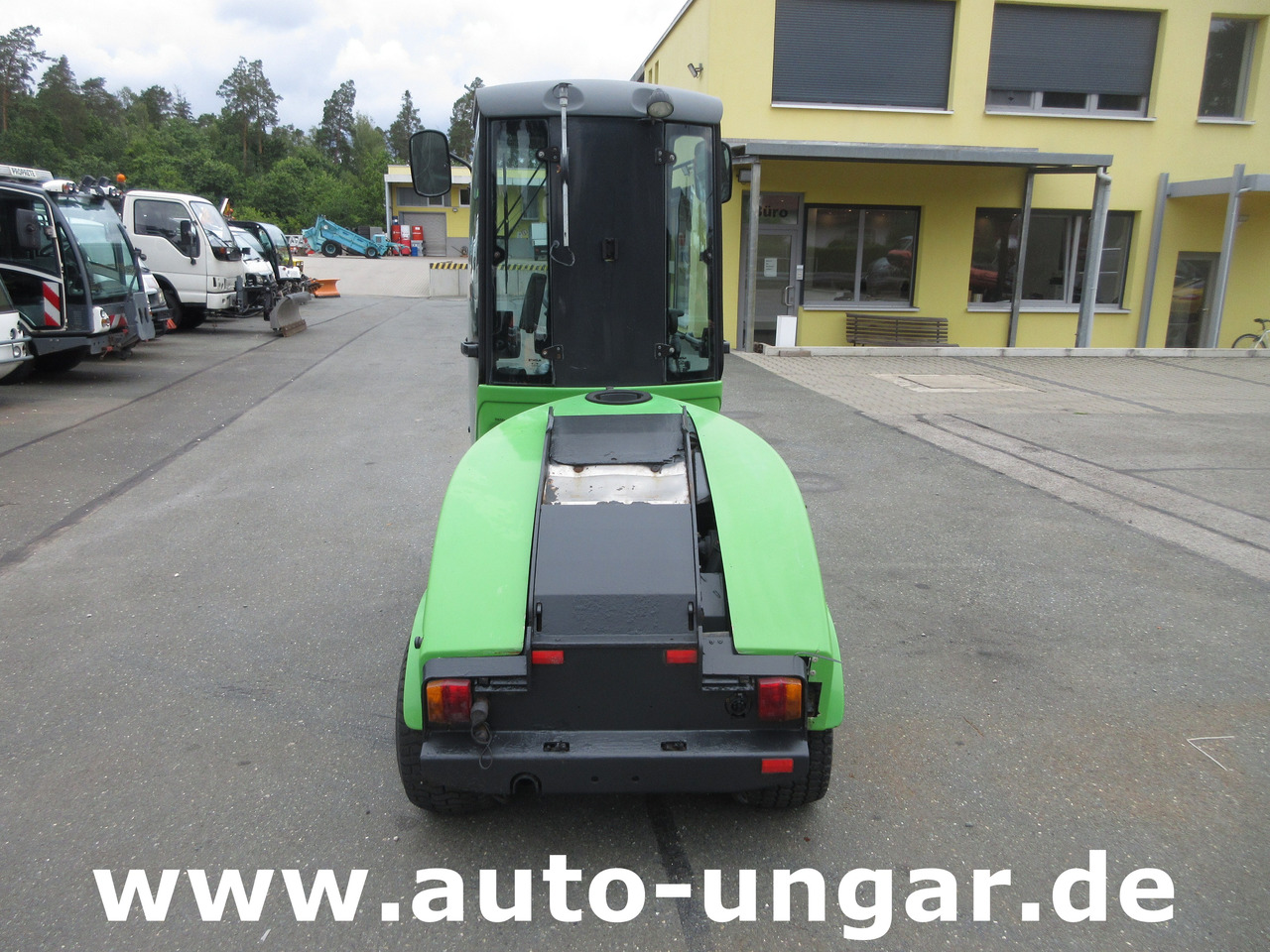 Egholm 2200 T Moduloflex 4x4 Knicklenkung Baujahr 2009 Daihatsu DM950 Diesel - Trator municipal: foto 5 Egholm 2200 T Moduloflex 4x4 Knicklenkung Baujahr 2009 Daihatsu DM950 Diesel - Trator municipal: foto 5