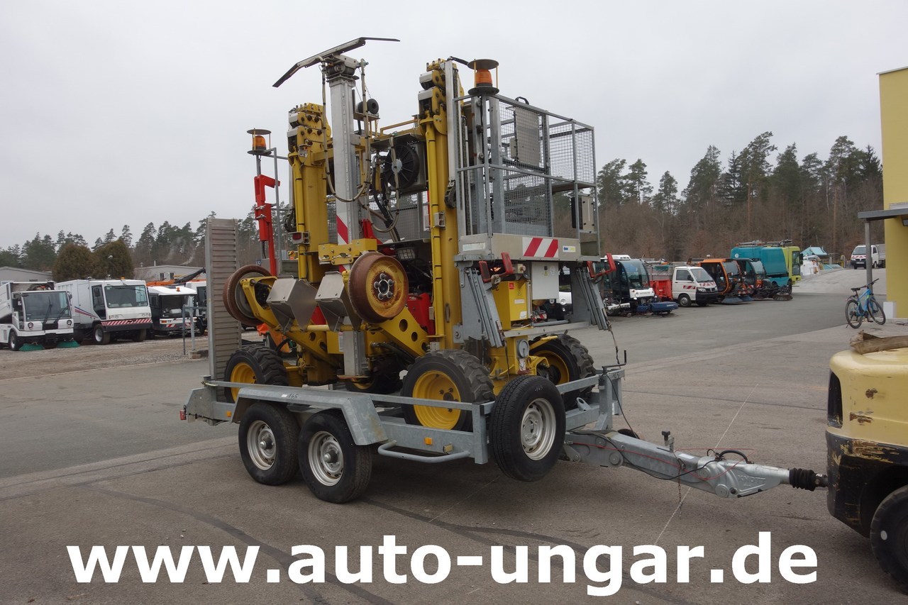 France Elevateur FE Lor'Axe - 4'Axe Railroad Hubarbeitsbühne Zweiwege Oberleitung 4x4 - Plataforma aérea: foto 1 France Elevateur FE Lor'Axe - 4'Axe Railroad Hubarbeitsbühne Zweiwege Oberleitung 4x4 - Plataforma aérea: foto 1