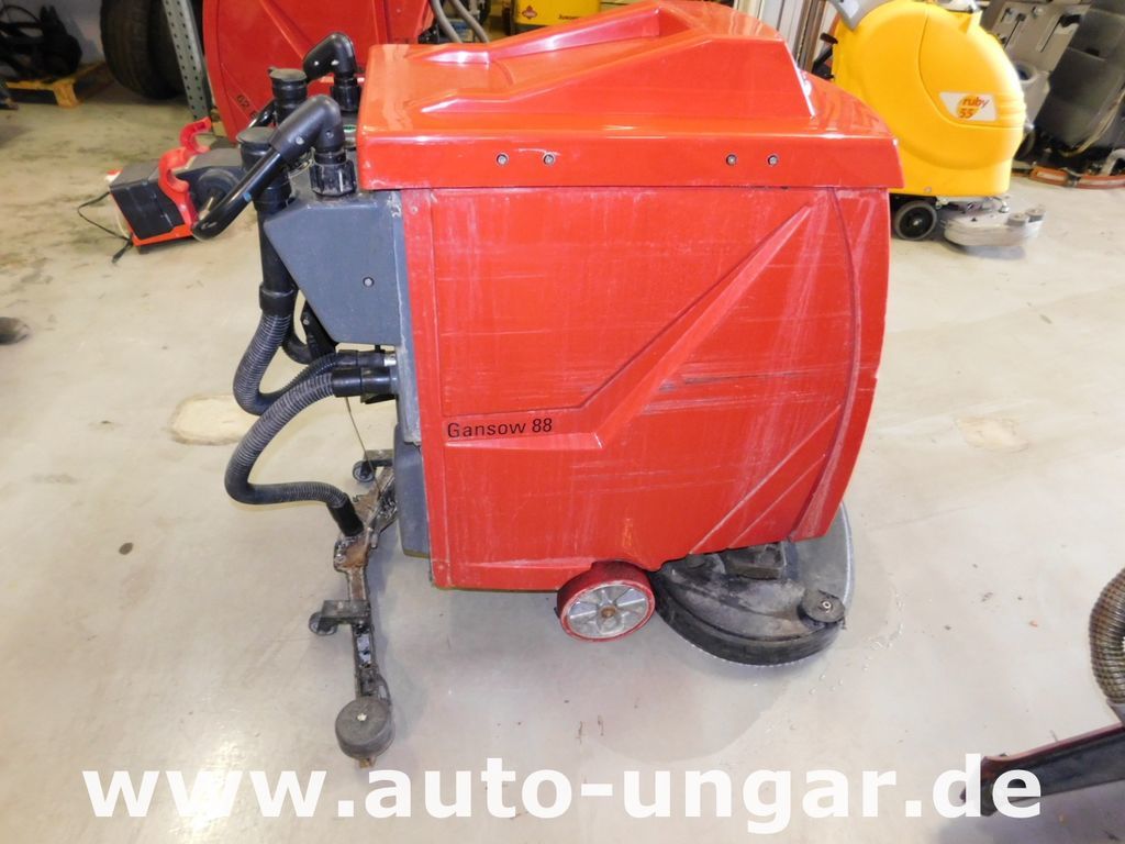 Gansow 88 mit eigenem Antrieb 24V inkl. Ladegerät - Lavadora aspiradora de pavimentos: foto 2 Gansow 88 mit eigenem Antrieb 24V inkl. Ladegerät - Lavadora aspiradora de pavimentos: foto 2