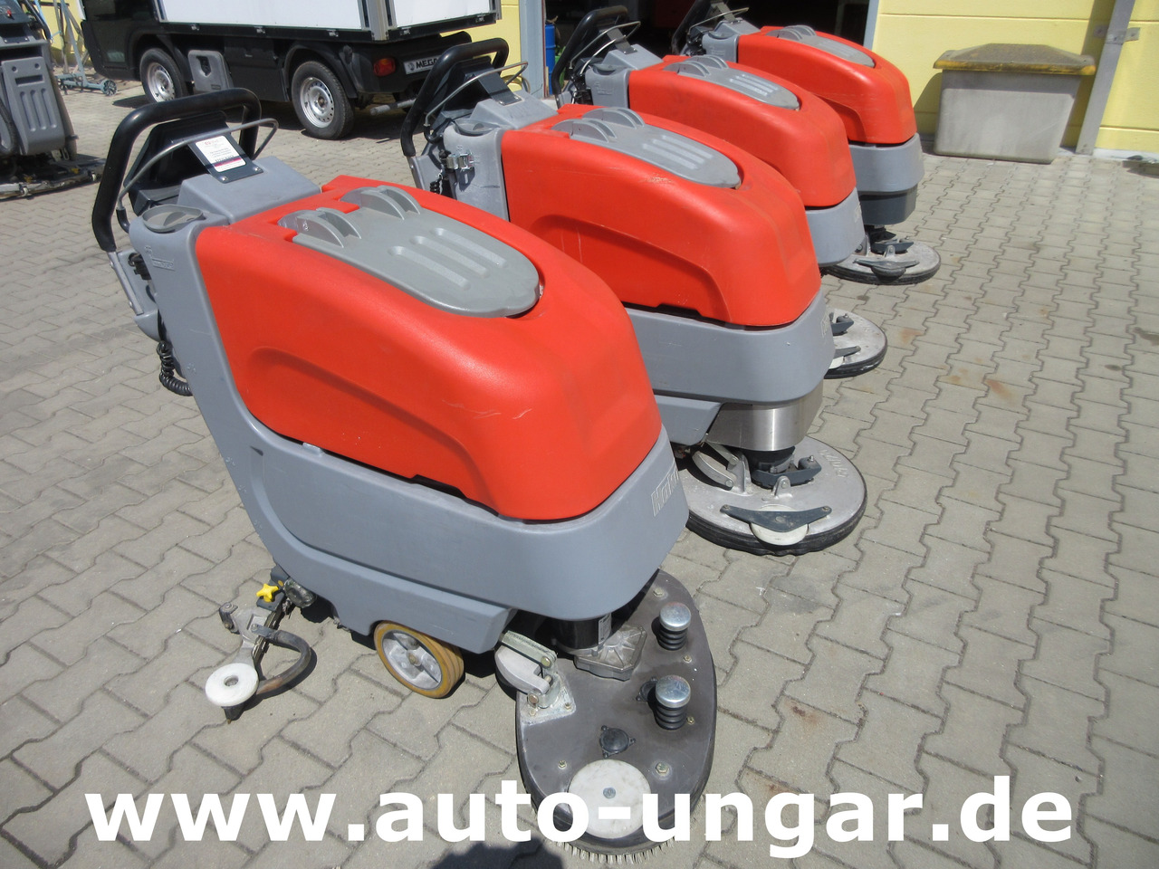 Hako B45 Scheuersaugmaschine B45CL eigener Antrieb Scrubber - Lavadora aspiradora de pavimentos: foto 4 Hako B45 Scheuersaugmaschine B45CL eigener Antrieb Scrubber - Lavadora aspiradora de pavimentos: foto 4