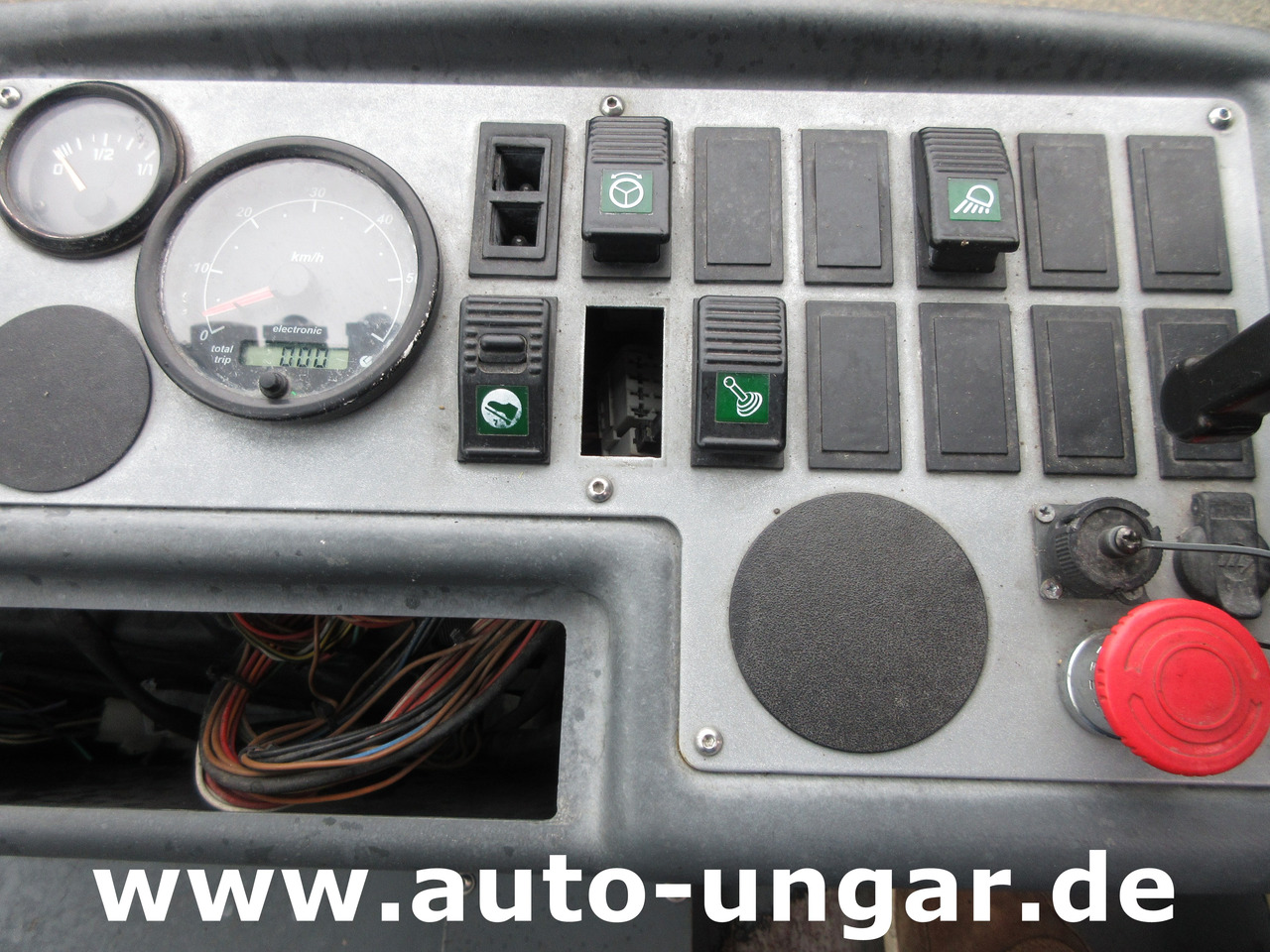 Veículo municipal/ Especial BOSCHUNG L3 Laveuse Kärcher Baujahr 2015 mit Hochdruckreiniger am Heck: foto 18