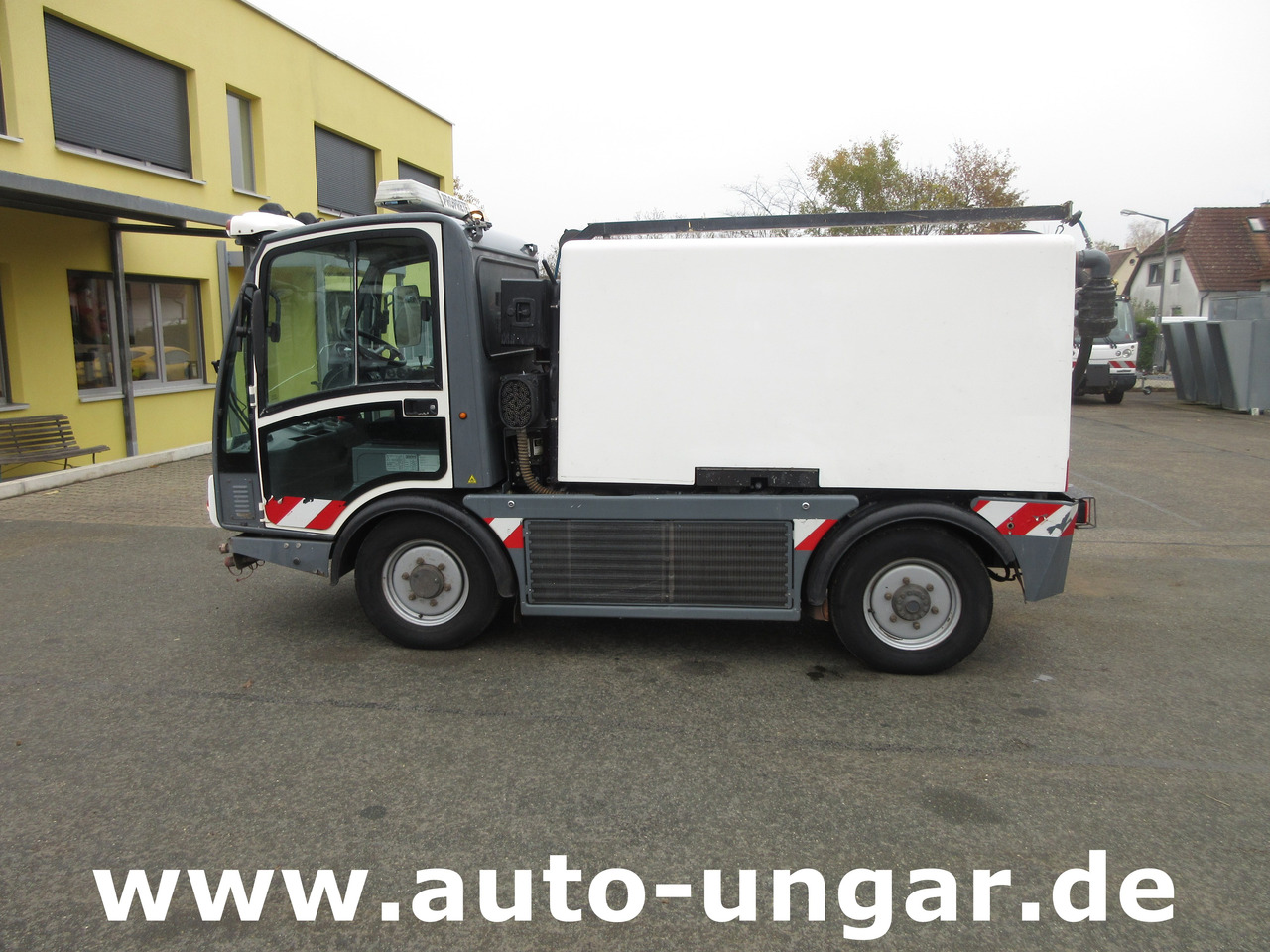 Veículo municipal/ Especial BOSCHUNG L3 Laveuse Kärcher Baujahr 2015 mit Hochdruckreiniger am Heck: foto 7