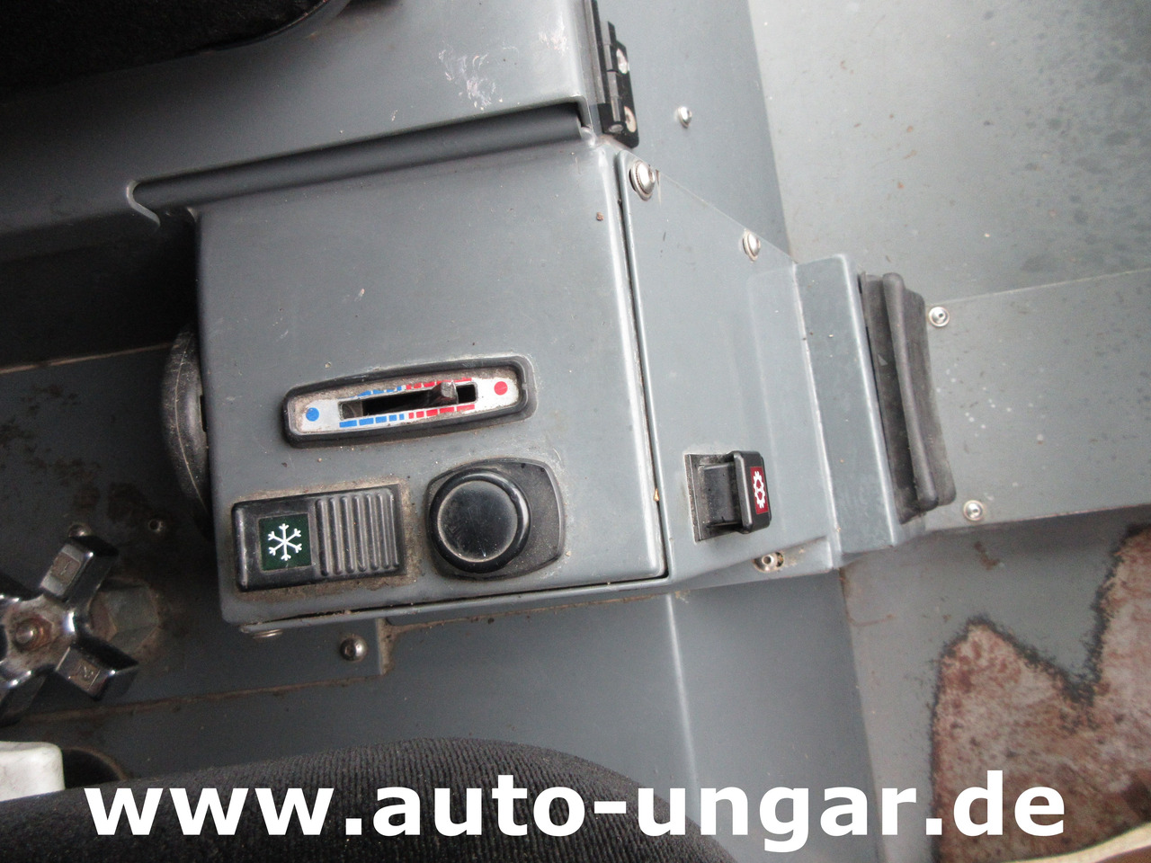 Veículo municipal/ Especial BOSCHUNG L3 Laveuse Kärcher Baujahr 2015 mit Hochdruckreiniger am Heck: foto 19