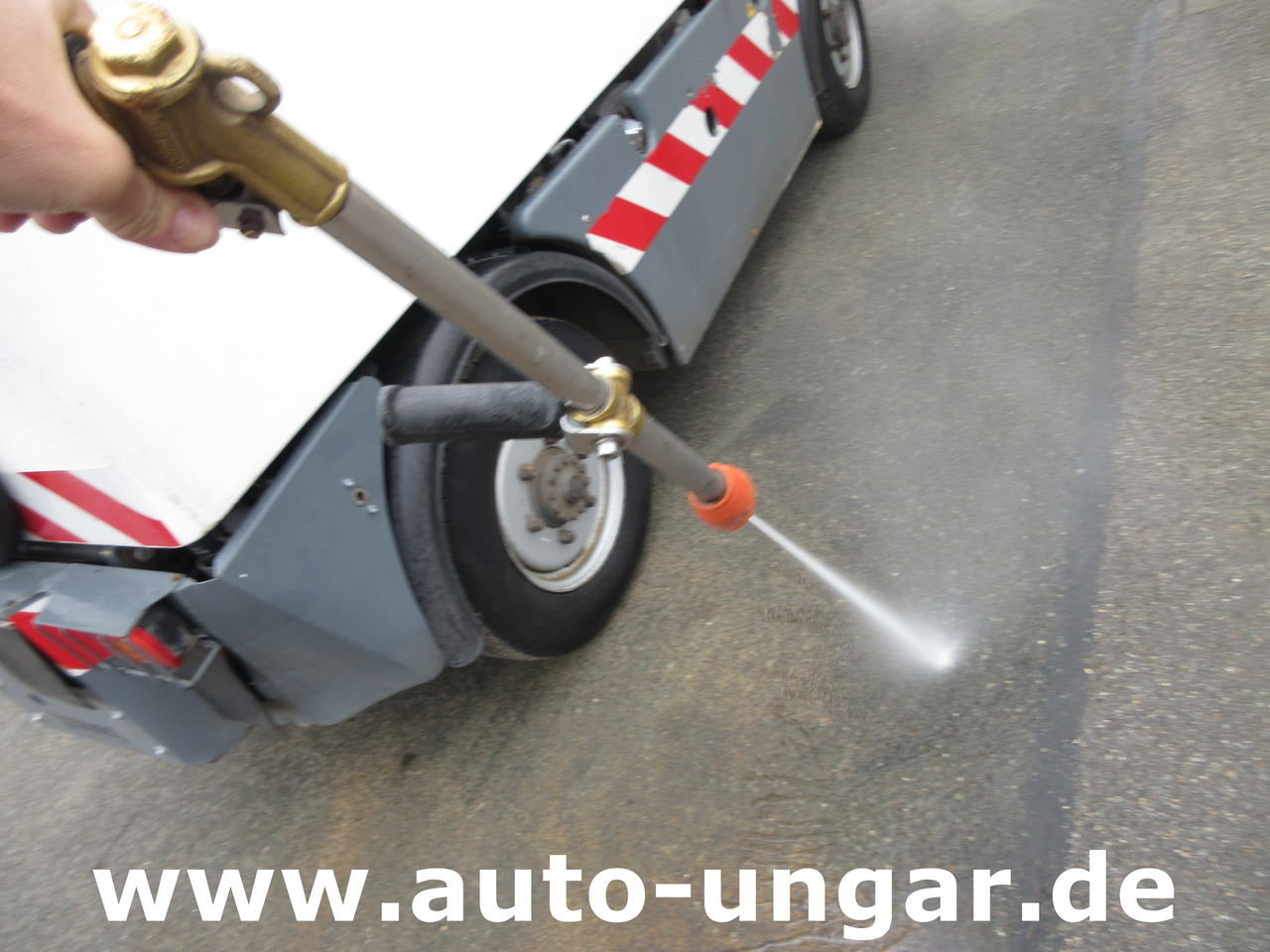 Veículo municipal/ Especial BOSCHUNG L3 Laveuse Kärcher Baujahr 2015 mit Hochdruckreiniger am Heck: foto 14