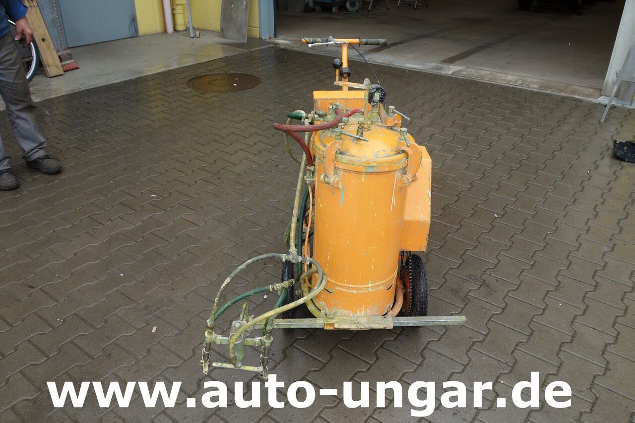 Zindel Hofmann Graco Zindel City mit eigenem Antrieb - Máquina de asfalto: foto 3 Zindel Hofmann Graco Zindel City mit eigenem Antrieb - Máquina de asfalto: foto 3
