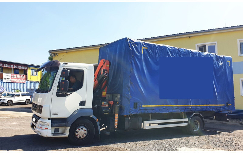DAF 15t LF55.220 +Palfinger PK8500 - Caminhão com lona, Caminhão grua: foto 2 DAF 15t LF55.220 +Palfinger PK8500 - Caminhão com lona, Caminhão grua: foto 2