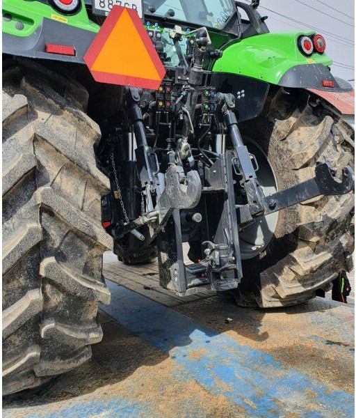 Deutz Agrotron 6145.4 - Trator: foto 2 Deutz Agrotron 6145.4 - Trator: foto 2