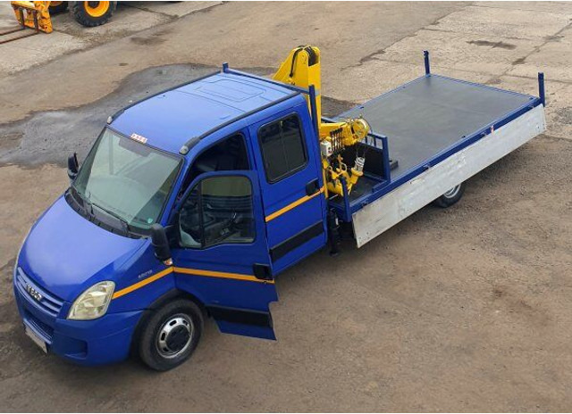Iveco 50C18 Daily 3.D 16V +Effer - Furgão caixa aberta, Carrinha cabine dupla: foto 5 Iveco 50C18 Daily 3.D 16V +Effer - Furgão caixa aberta, Carrinha cabine dupla: foto 5