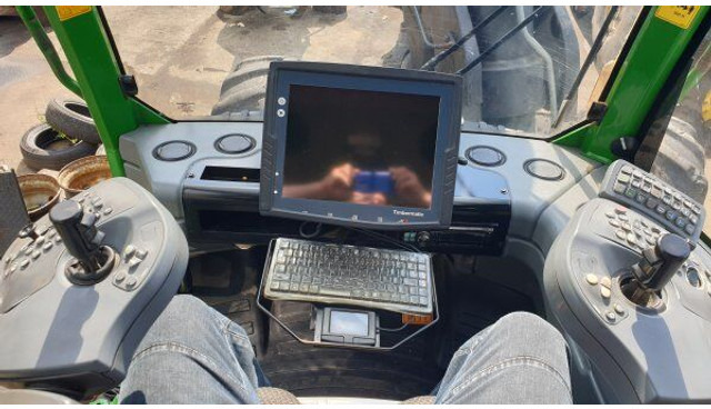 Harvester John Deere 1270E 6W: foto 8