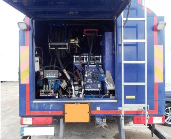 Renault 19.5t +8m3 (5+3) Kobit - Caminhão tanque: foto 4 Renault 19.5t +8m3 (5+3) Kobit - Caminhão tanque: foto 4