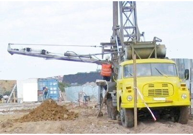 Tatra 148 6x6 +pilot ETAG/CALWELD - HB 300 (30m/150cm) - Máquina de perfuração: foto 2 Tatra 148 6x6 +pilot ETAG/CALWELD - HB 300 (30m/150cm) - Máquina de perfuração: foto 2