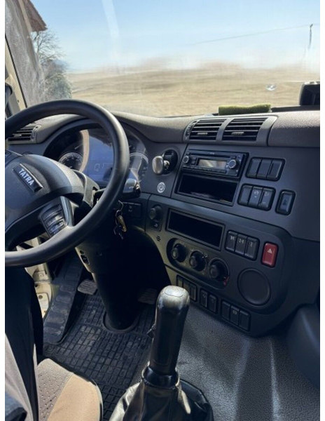 Tatra T158 Phoenix +VS Mont - Caminhão basculante: foto 5 Tatra T158 Phoenix +VS Mont - Caminhão basculante: foto 5