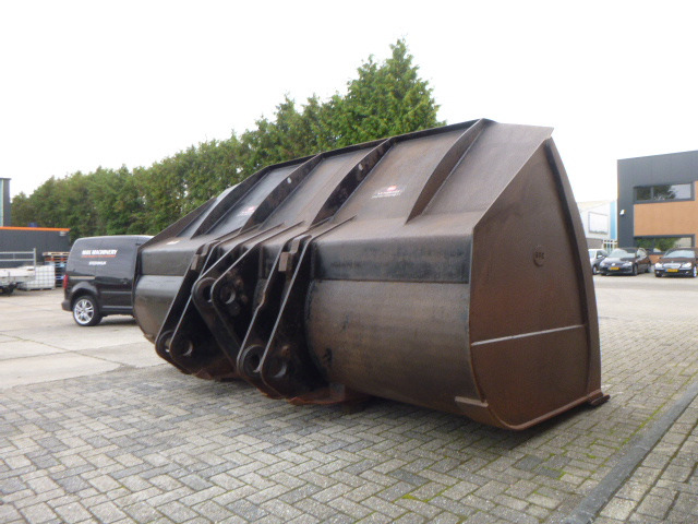 BAC Komatsu WA500 - Balde para carregadeiras de Carregadeira de rodas: foto 5 BAC Komatsu WA500 - Balde para carregadeiras de Carregadeira de rodas: foto 5