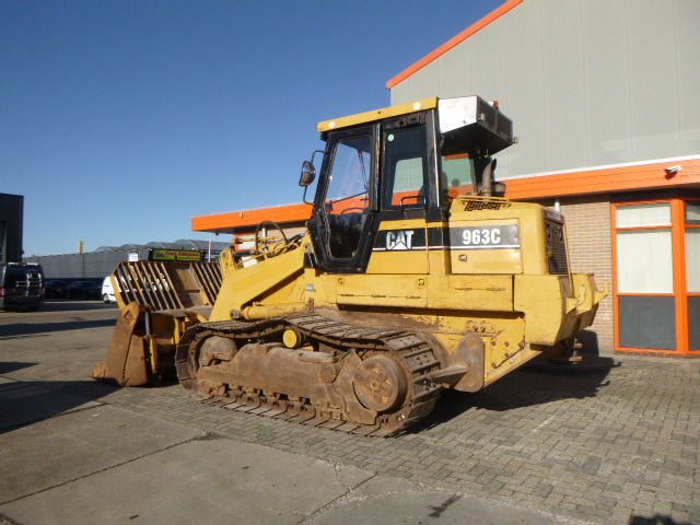 Máquina de construção CATERPILLAR 963C: foto 1