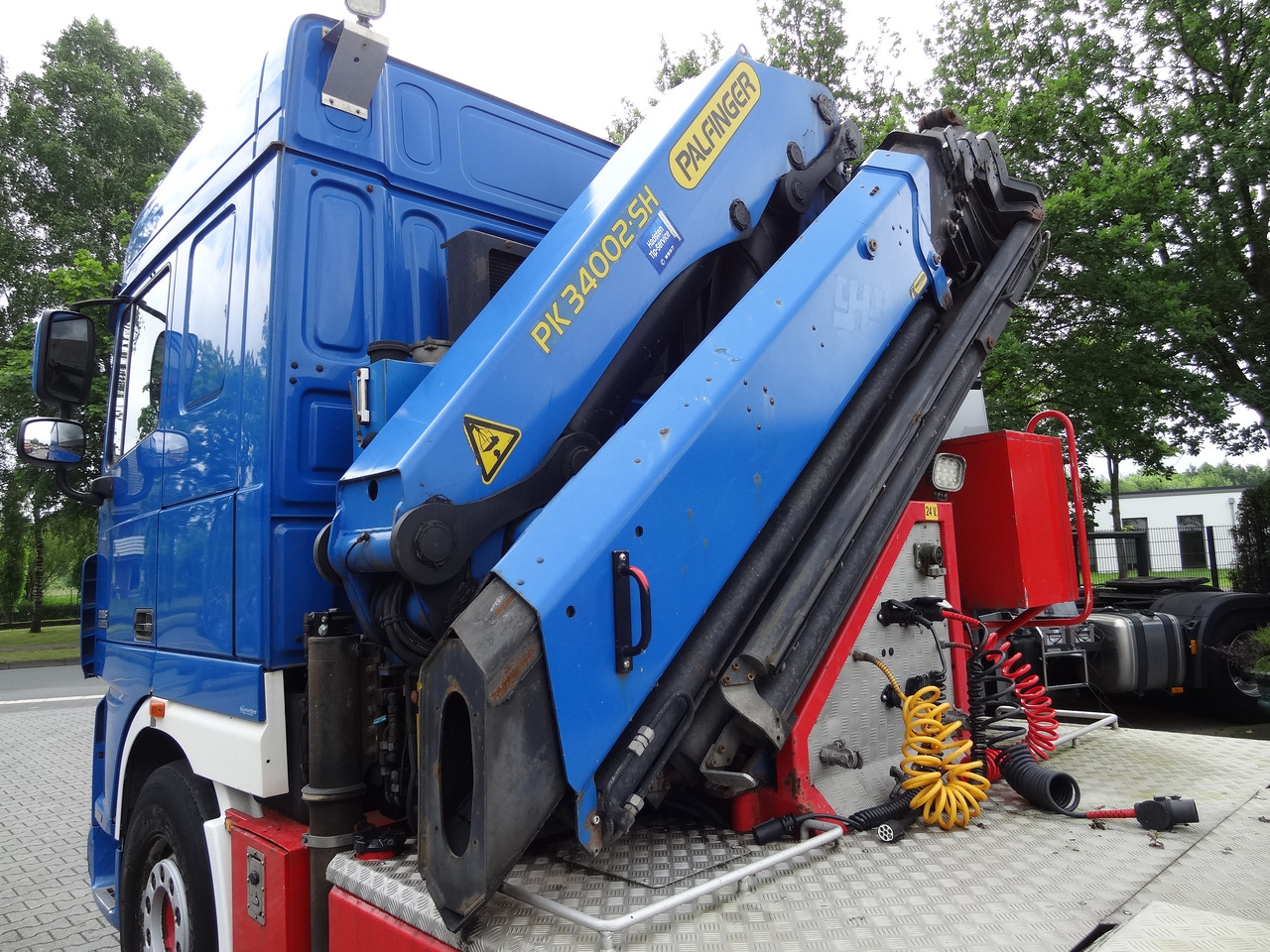 Daf XF105 460 6X2 Palfinger PK 34002 - Caminhão grua, Tractor: foto 2 Daf XF105 460 6X2 Palfinger PK 34002 - Caminhão grua, Tractor: foto 2