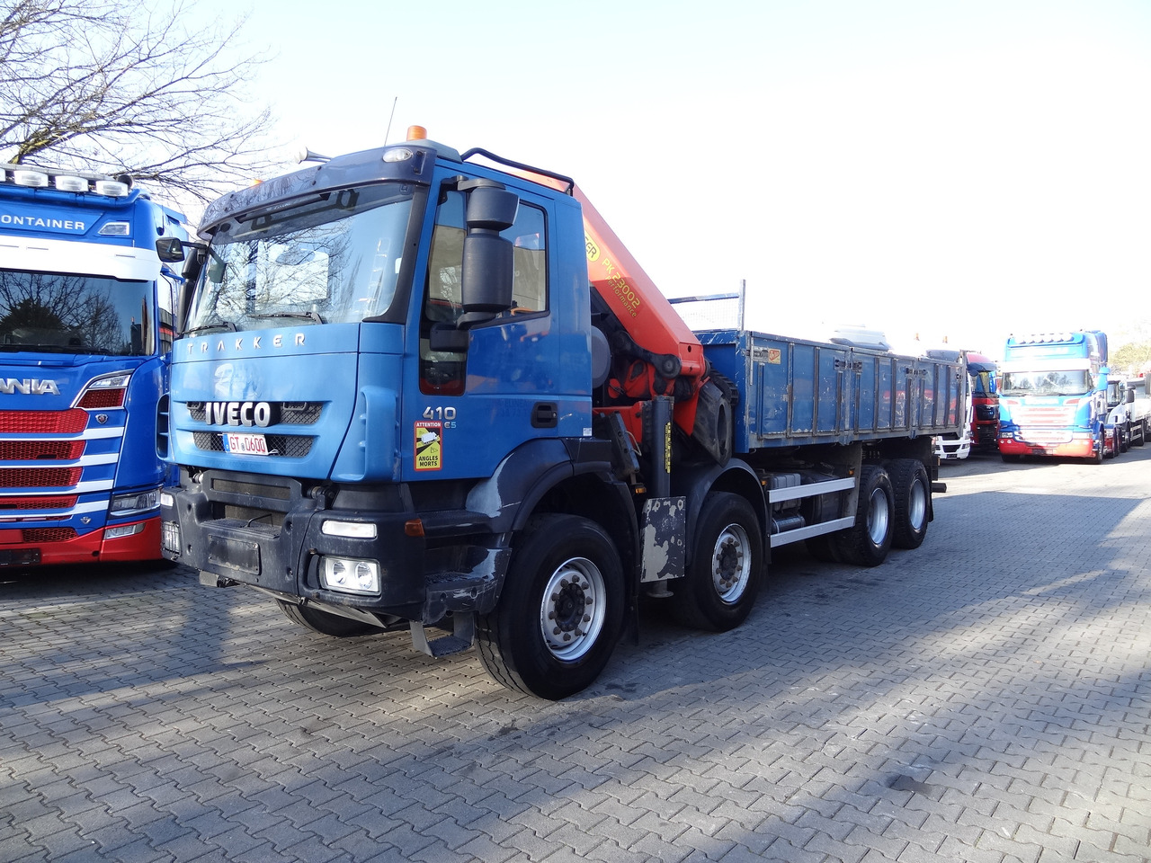 Iveco Trakker AD340T41 8X4 Kipper Kran Palfinger 23002 - Caminhão grua, Caminhão basculante: foto 1 Iveco Trakker AD340T41 8X4 Kipper Kran Palfinger 23002 - Caminhão grua, Caminhão basculante: foto 1
