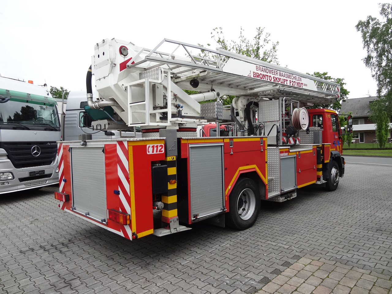 Caminhão com plataforma aérea MAN L2000 18.284 Feuerwehr Bronto Skylift 27 Meter: foto 10