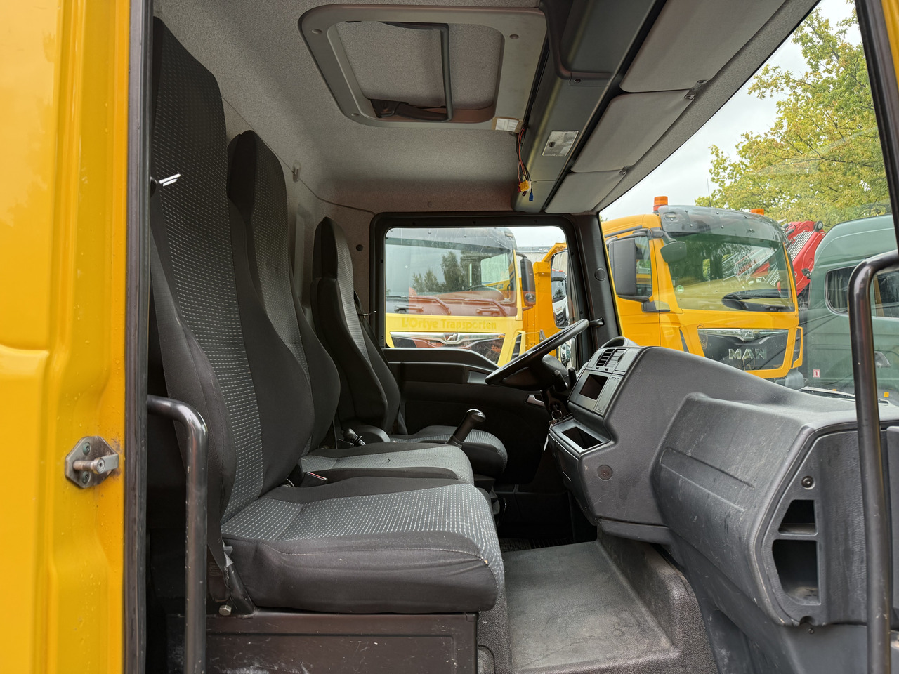 MAN TGL 8.180 BB - Camião de caixa aberta/ Plataforma: foto 5 MAN TGL 8.180 BB - Camião de caixa aberta/ Plataforma: foto 5