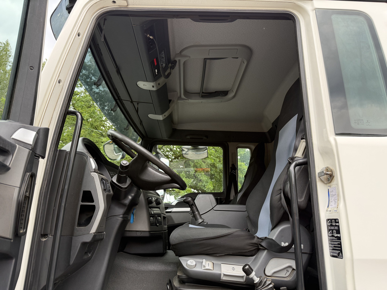 MAN TGS 26.400 6X6 BB Meiller - Caminhão basculante: foto 5 MAN TGS 26.400 6X6 BB Meiller - Caminhão basculante: foto 5