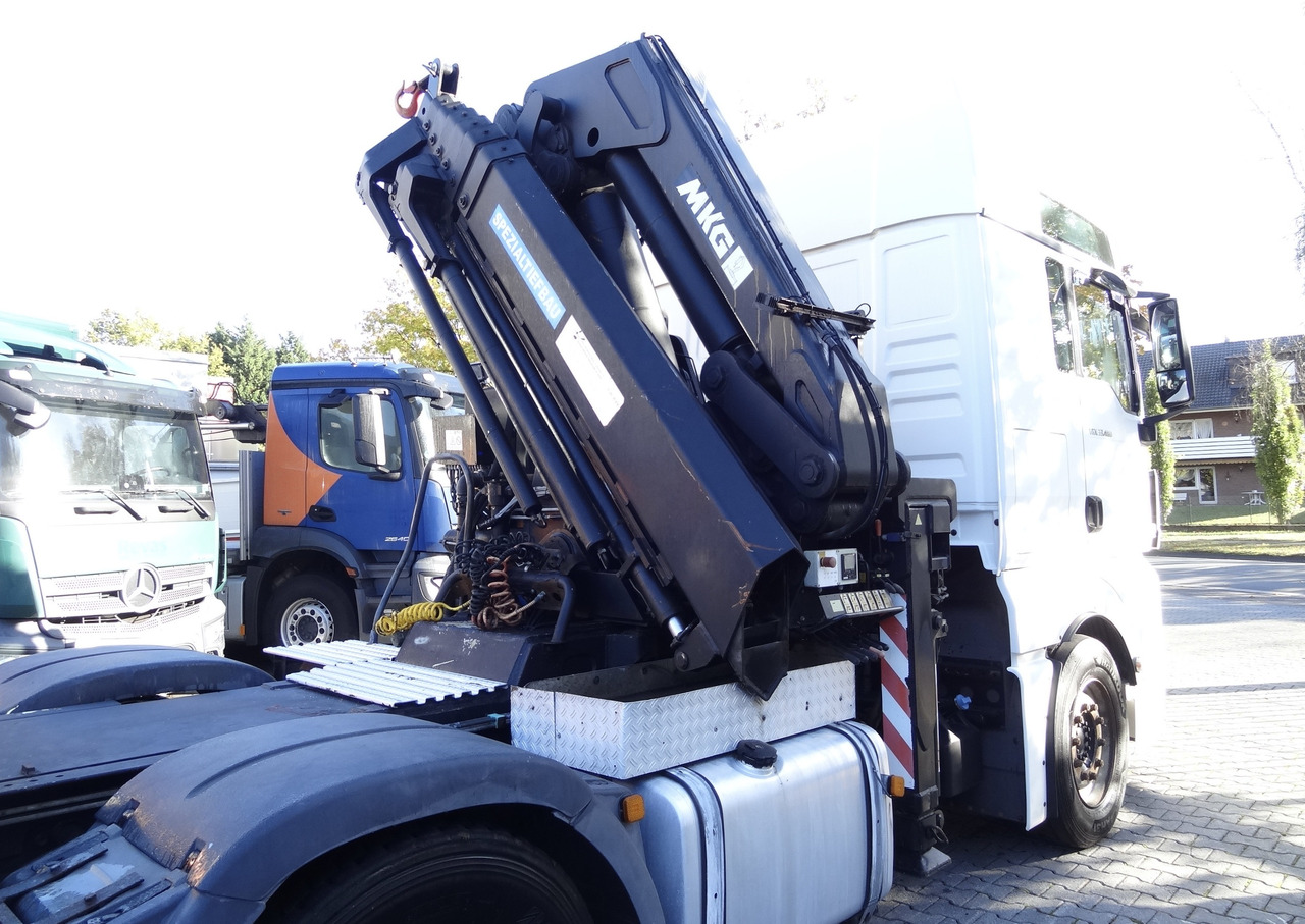 MAN TGX 33.480 6X4 Kran MKG 381 bis 20 Meter - Caminhão grua, Tractor: foto 4 MAN TGX 33.480 6X4 Kran MKG 381 bis 20 Meter - Caminhão grua, Tractor: foto 4