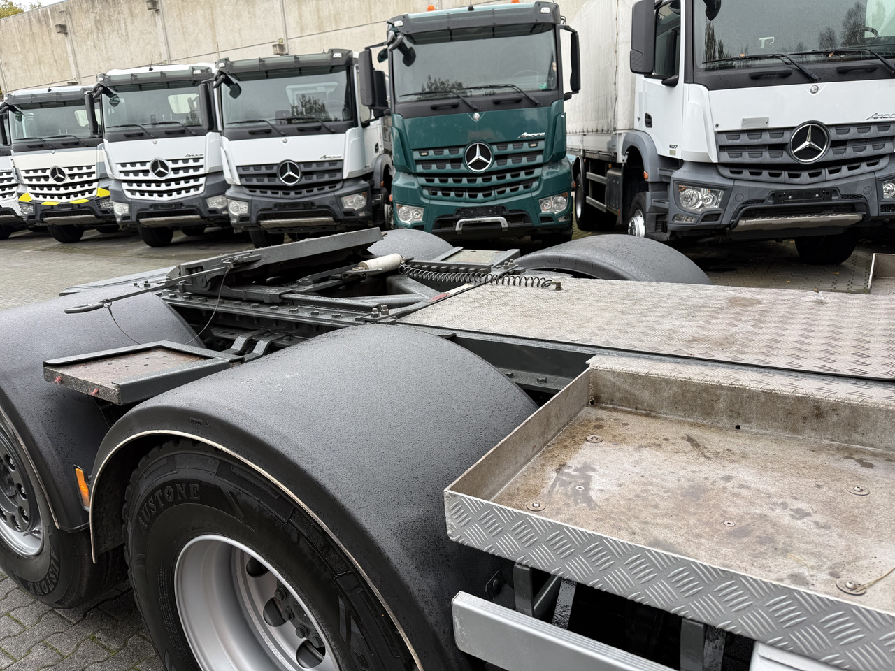 Mercedes-Benz Actros 2548 LS 6X2 Kran HMF 3220 bis 16 Meter - Caminhão grua, Tractor: foto 3 Mercedes-Benz Actros 2548 LS 6X2 Kran HMF 3220 bis 16 Meter - Caminhão grua, Tractor: foto 3