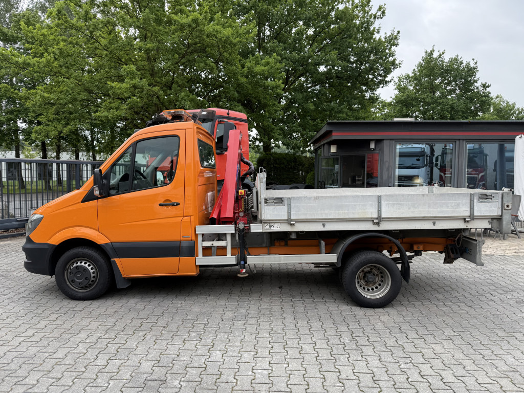 Mercedes-Benz Sprinter 516 Kipper mit Kran HMF 270 - Furgão basculante: foto 3 Mercedes-Benz Sprinter 516 Kipper mit Kran HMF 270 - Furgão basculante: foto 3